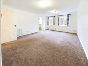 LIVING ROOM- click for photo gallery